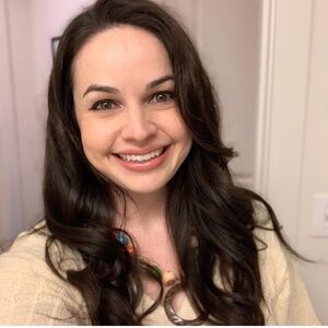 Meet your Posher, Marisa